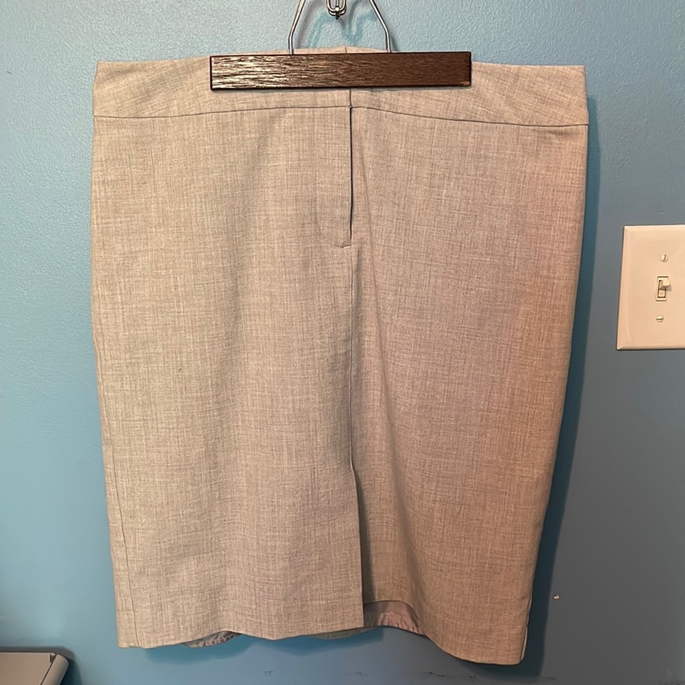Worthington - Light Gray skirt - Size 14 Petite